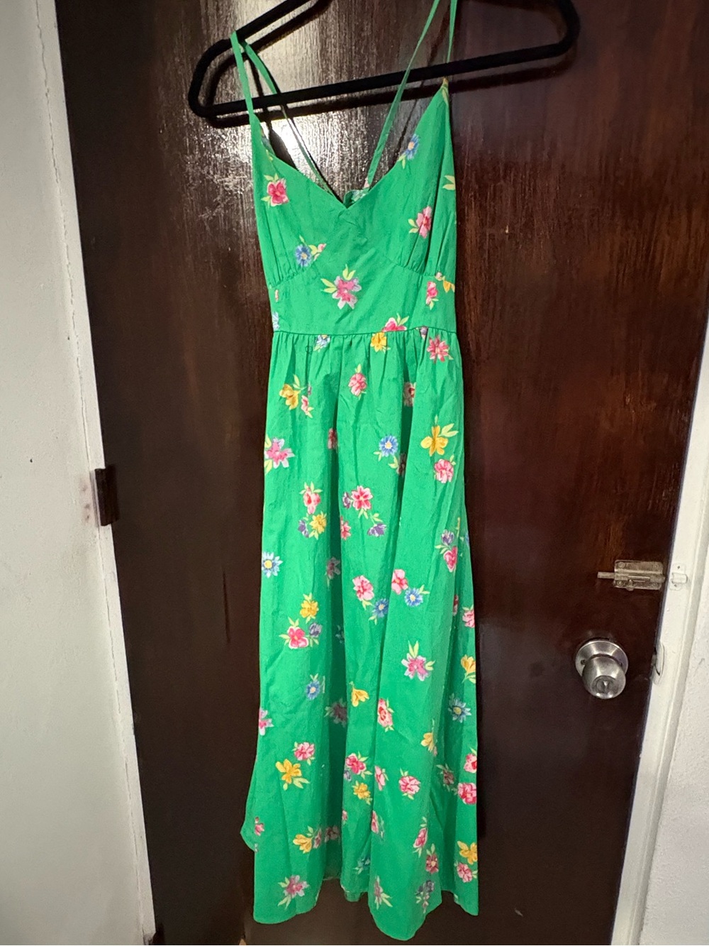 Bundle 2 for $30. NWT Nobody’s Child Green Floral Maxi Dress. Size 6.